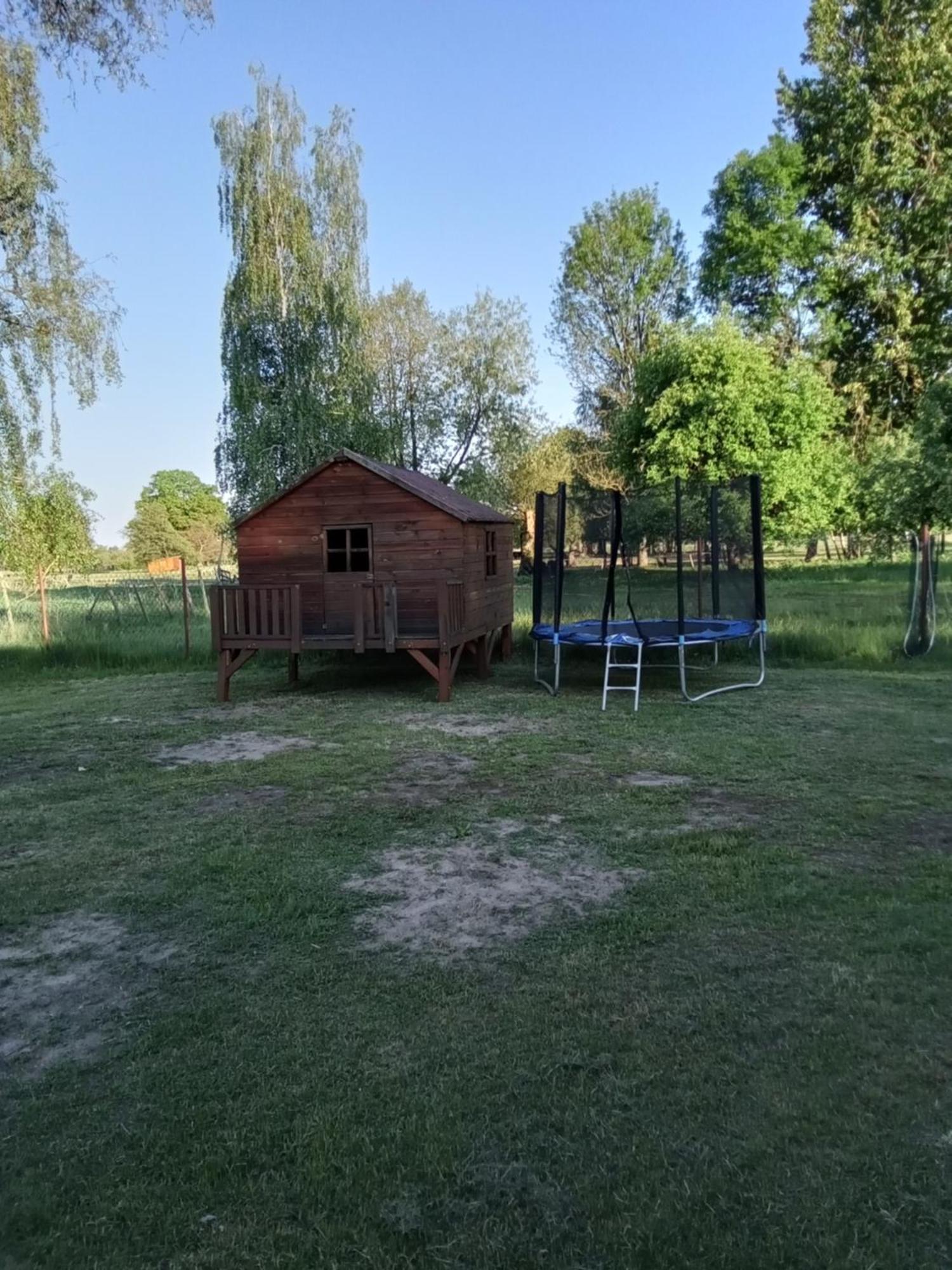 Domek U Kazi Sadowne Kültér fotó
